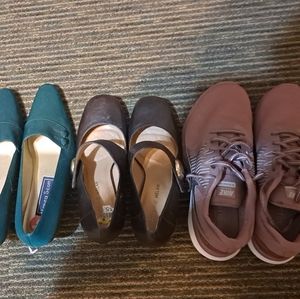 Bunch of shoes size 7